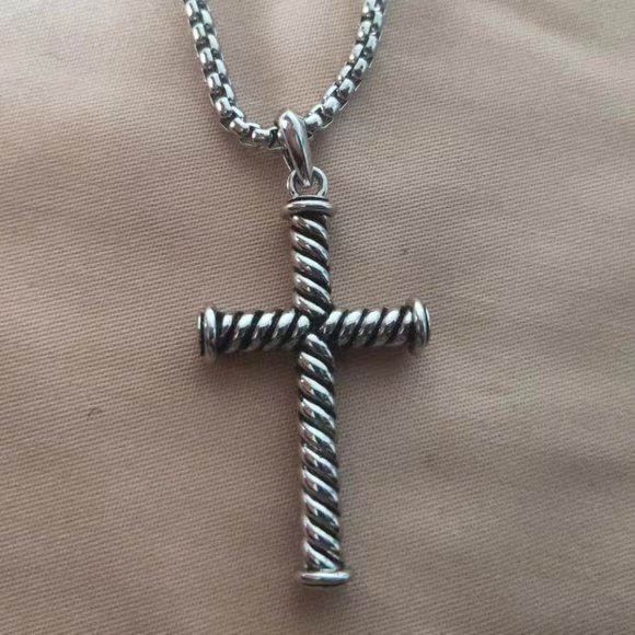 David Yurman Cable Cross Pendant in Sterling Silver DY 925